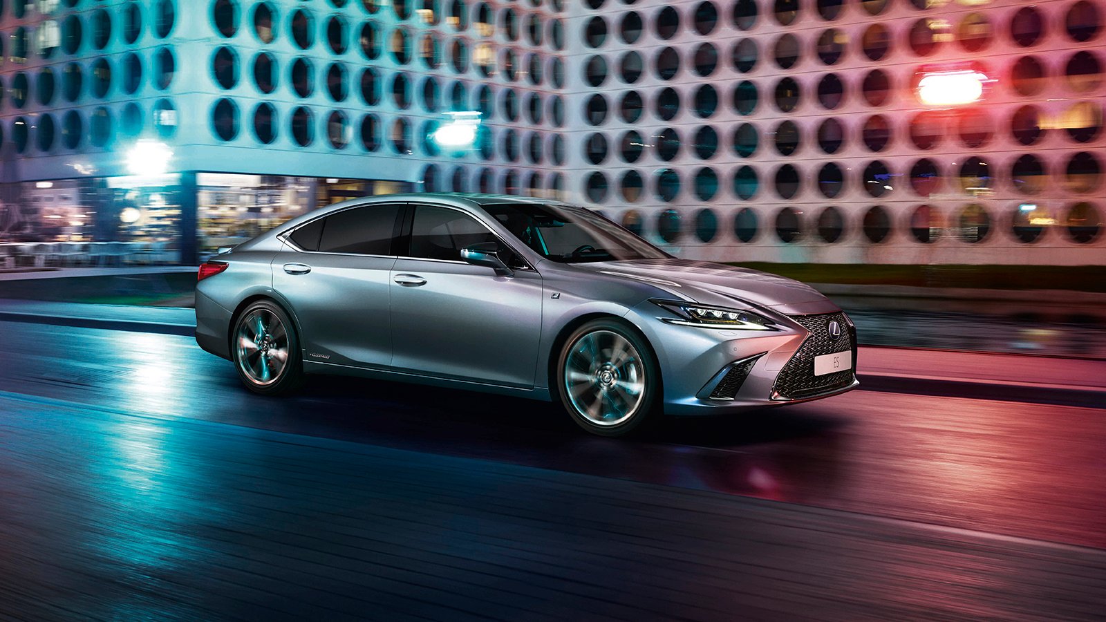Lexus ES 300h F Sport