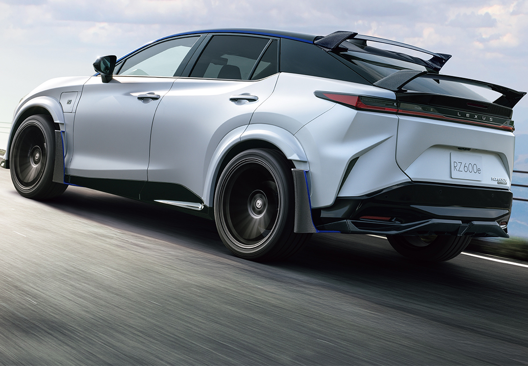 Lexus RZ